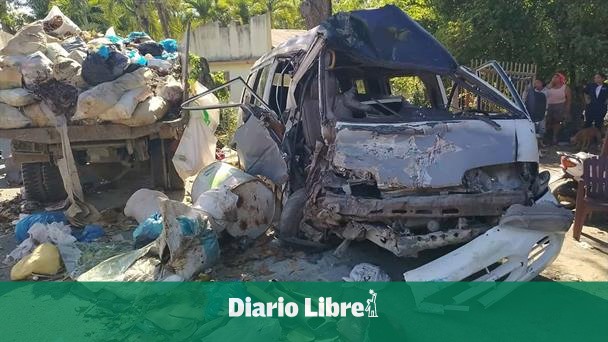 Accident in La Vega leaves at least 14 injured