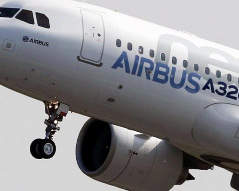 Airlines around the world announce cancellations and delays after Airbus notice