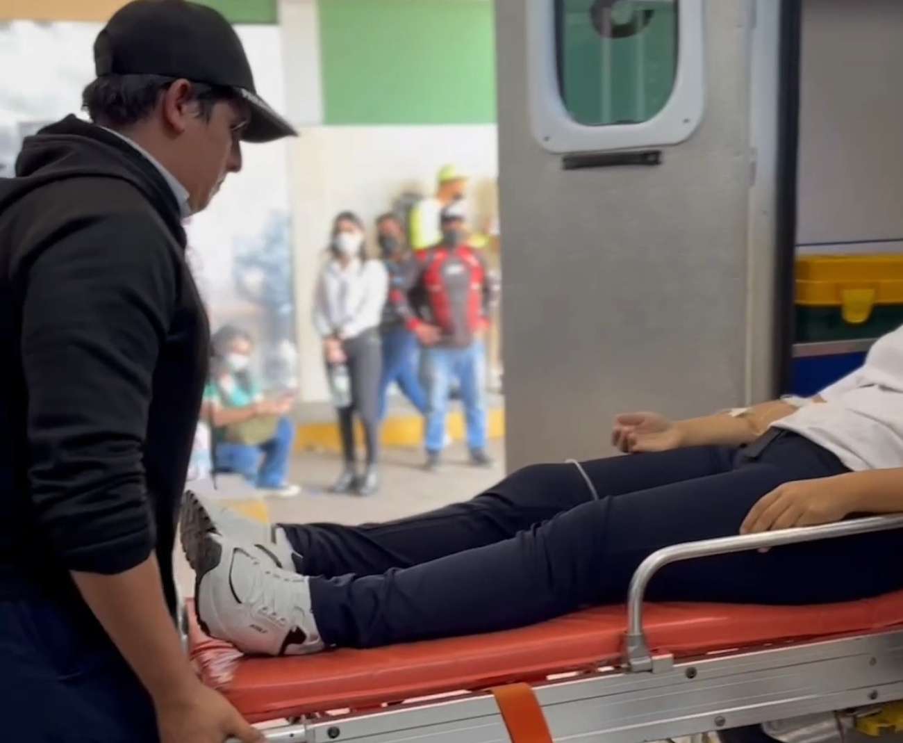 Alleged mass poisoning in Barinas high school leaves more than 30 affected