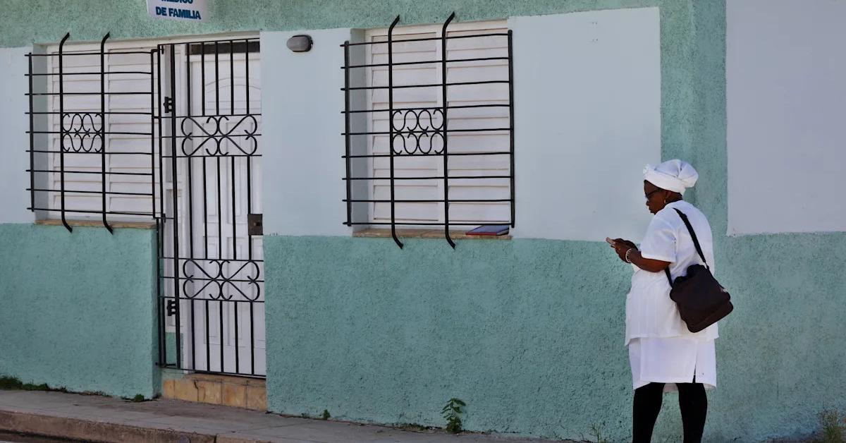 Almost 50,000 Cubans are hospitalized for some arbovirus and critical cases continue to grow
