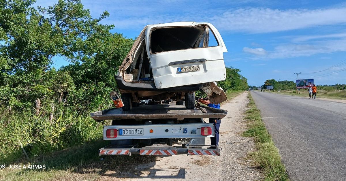 An accident in Cárdenas leaves six injured, one in critical condition