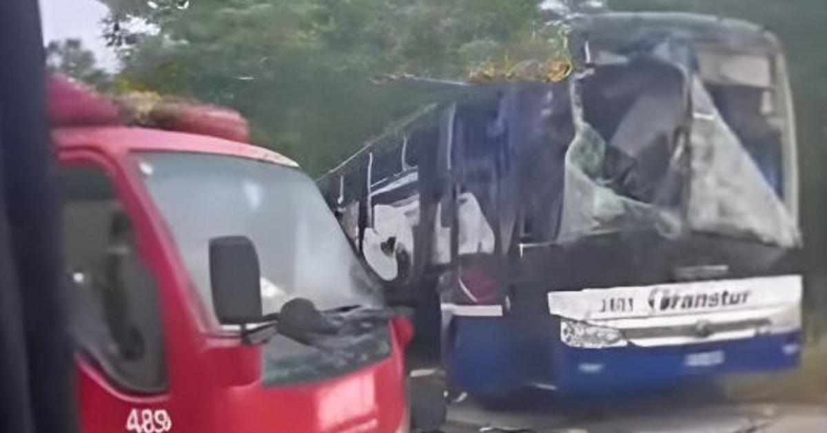 An accident on the National Highway leaves two dead and twenty injured