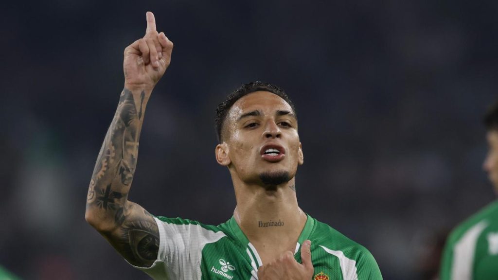 Anthony: "I will continue working to go with my selection"