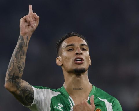 Anthony: "I will continue working to go with my selection"