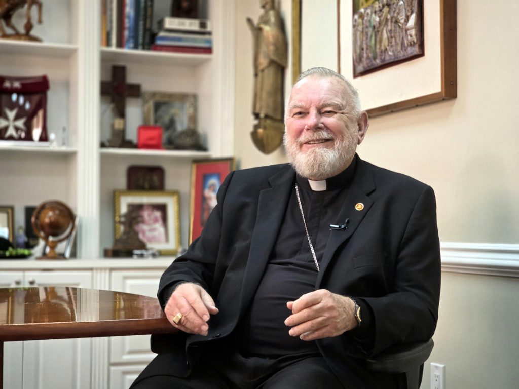 Archbishop of Miami asks for “more pressure” from the Church on politicians to defend migrants