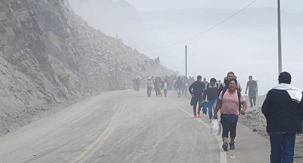 Arequipa: Rock collapse in Atico left thousands stranded for more than 20 hours