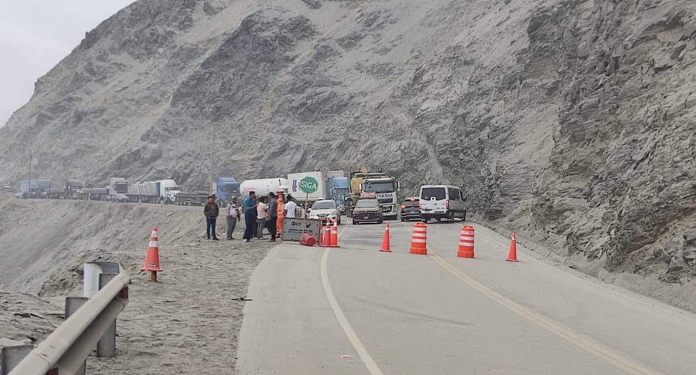 Arequipa: They partially enable the Panamericana Sur in Atico after rockfall
