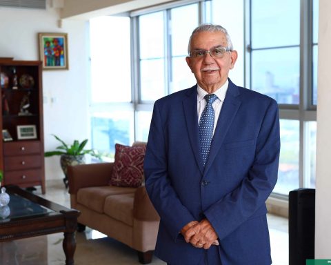 Arismendi Díaz not indexing salaries is a “fiscal punishment”