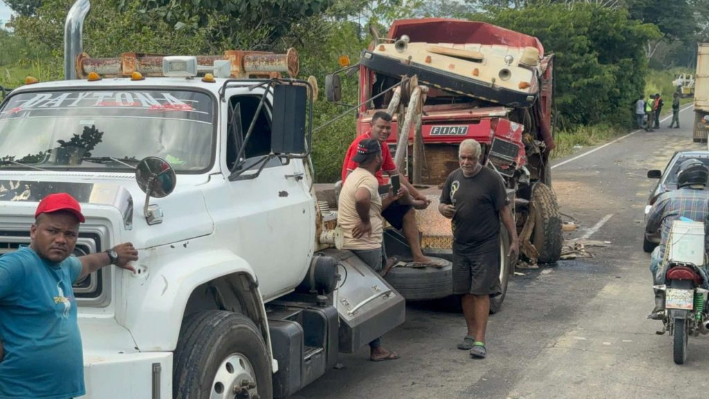At least 10 injured in an accident on the national highway in Bolívar