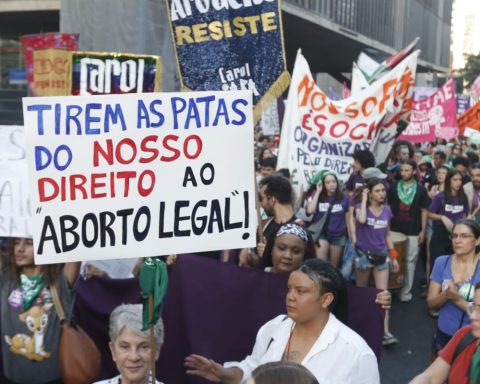 Attack on legal abortion spreads "moral panic"says Conanda leader