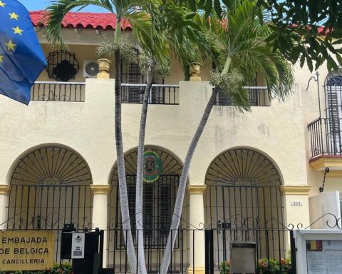 Belgium closes its embassy in Havana and the regime shows its "surprise and disappointment"