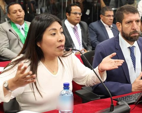 Betssy Chávez: Peru should not grant her safe passage, says former Foreign Minister González-Olaechea