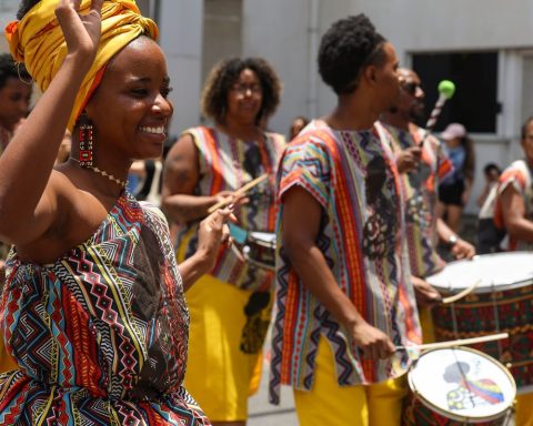 Black Consciousness Day in Rio marks encouragement of the “black economy”