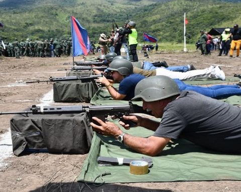 Milicia Bolivariana avanza formación militar e ideológica en el país