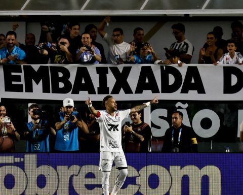 Brasileirão: Neymar scores, Santos wins and leaves the relegation zone