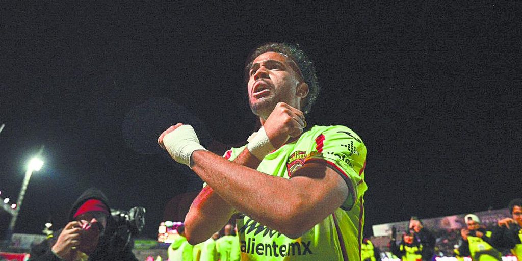 Bravos Juárez takes center stage and advances to the quarterfinals