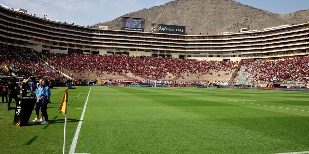 Bus delays and Libertadores final will start at 6:30 pm (Brasília time)
