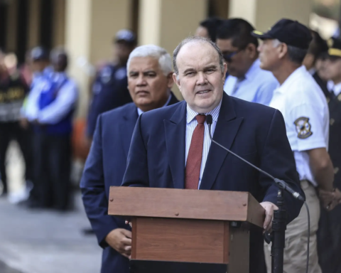 CADE 2025: Rafael López Aliaga proposes withdrawal from the Court of Rights "Inhuman"