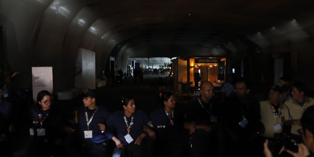 COP30: 21 people were treated after fire, says ministry