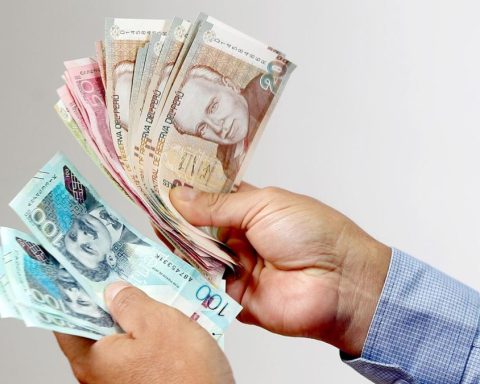 CTS: 38% allocate benefits to paying debts