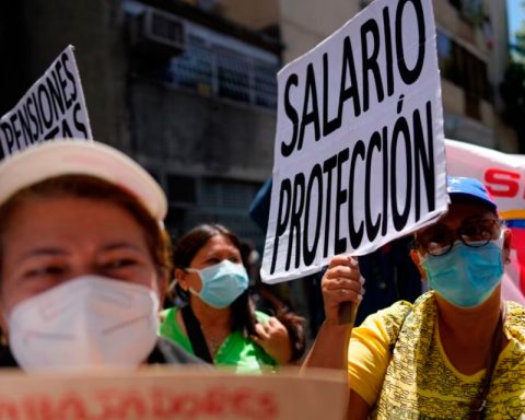 CTV accuses Maduro of a "policy of salary extermination"