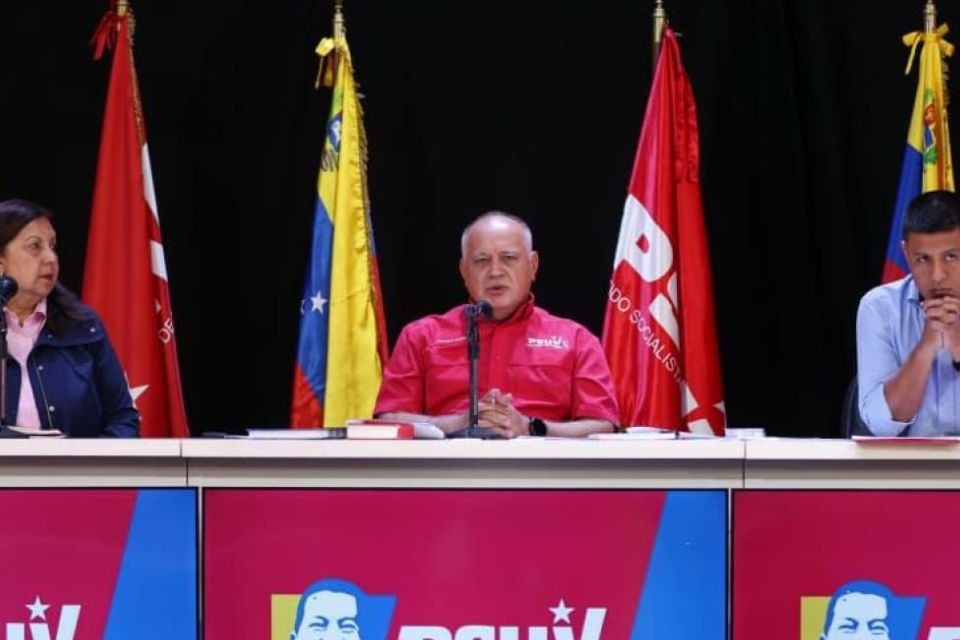 Diosdado Cabello comités bolivarianos (1)