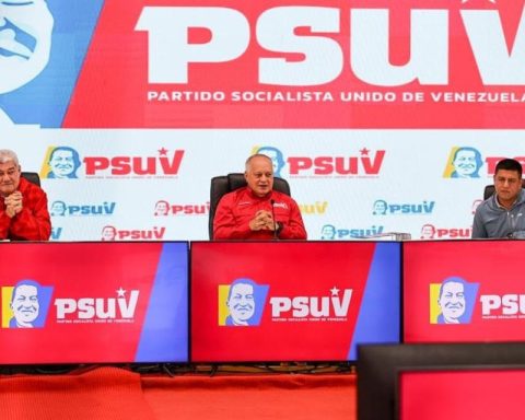 Cabello says that Venezuela does not get involved in anyone's internal affairs: We are a country of peace
