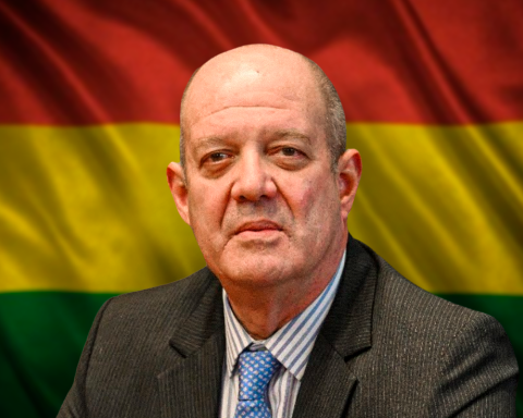 Carlos Chávez-Taffur was appointed as the new Peruvian ambassador to Bolivia