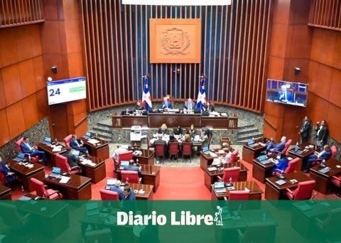 Chamber of Deputies closes its doors on layoff proposal