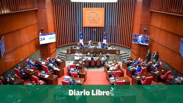 Chamber of Deputies closes its doors on layoff proposal