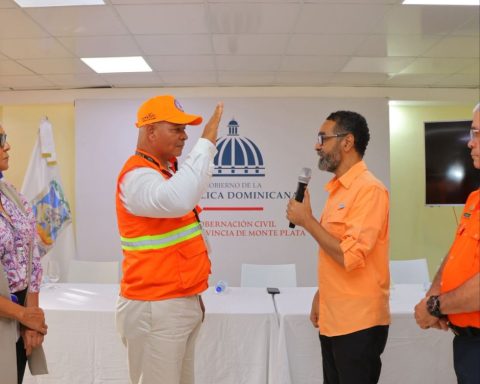 Civil Defense reinforces its structure in Monte Plata with renewed leadership
