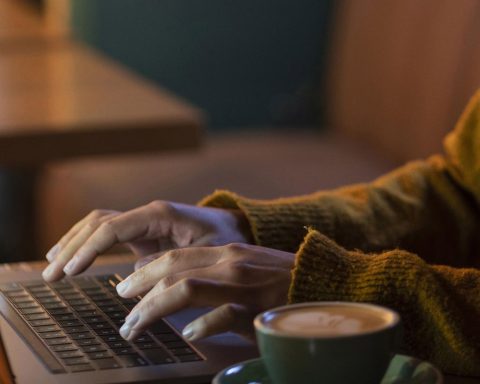 Cloudflare network problem takes down websites and portals around the world