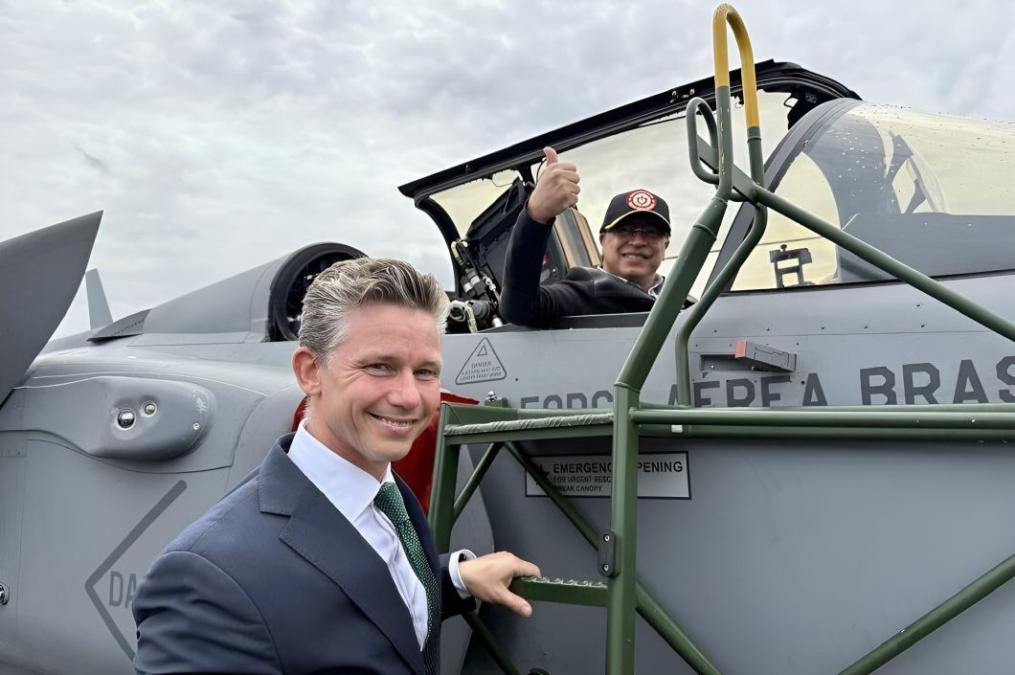 Colombia signs contract for Swedish fighters; Peru evaluates between Sweden, the US and France