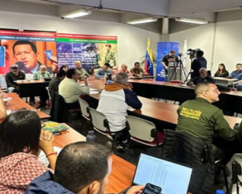 Communal Corridors promote a new scale of Popular Power