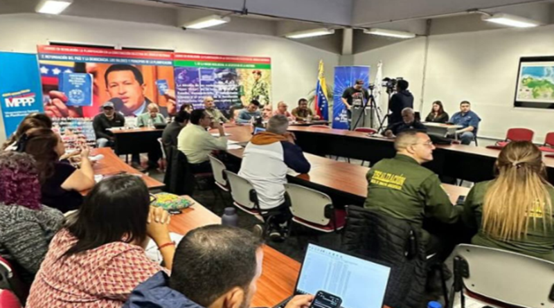 Communal Corridors promote a new scale of Popular Power