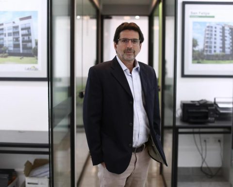 Confiep asks José Jerí to bring projects with Congress' spending initiative to the TC