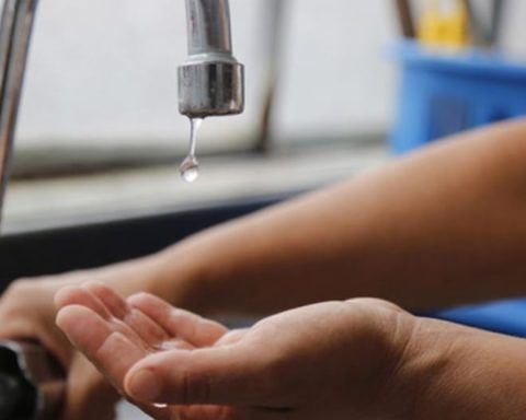 Congress: They approve a rule that provides compensation to users for interruption of water service