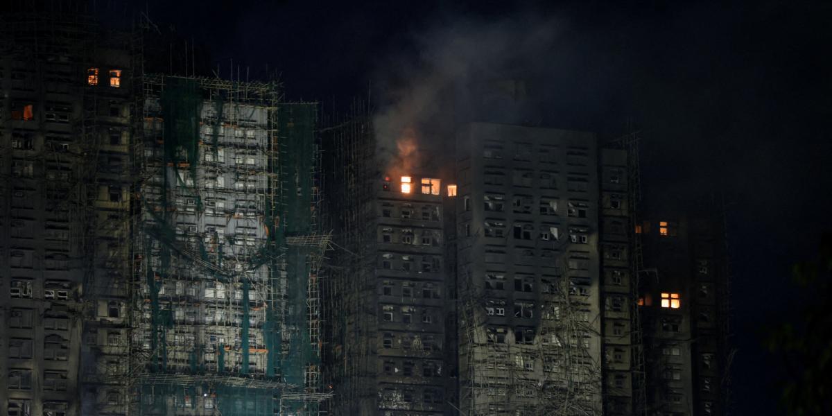 Construction company bosses arrested for fire in Hong Kong; There are 83 dead and 300 missing