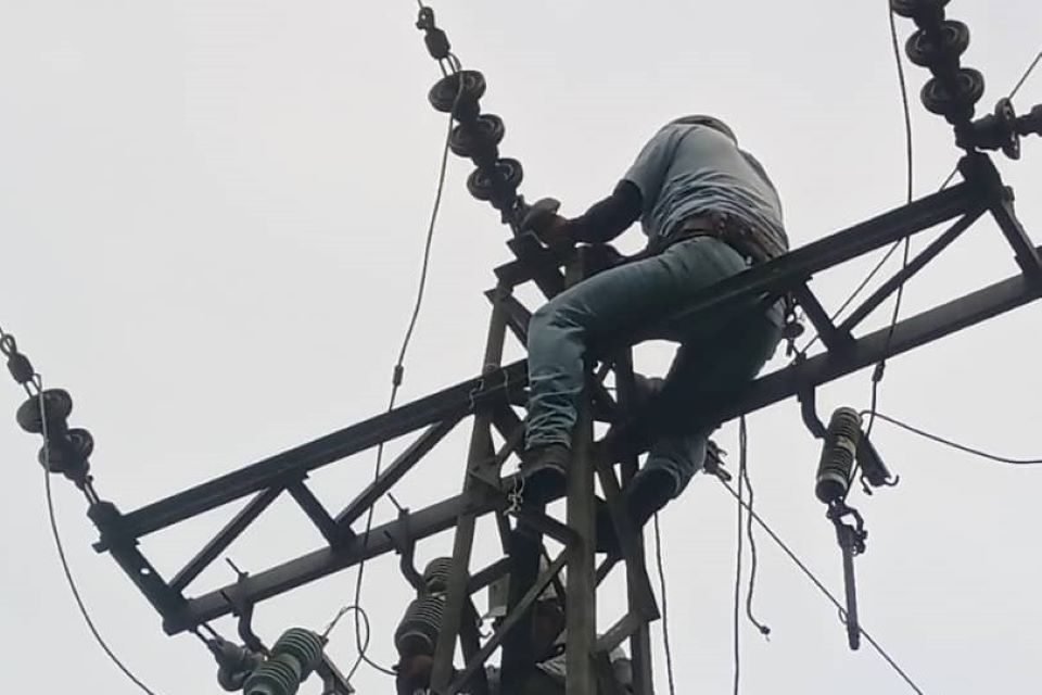 Corpoelec denounces “sabotage” after the fall of three transmission towers in Anzoátegui