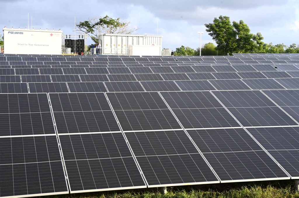 Cuba completes first stage of connection in 5 MW solar parks donated by China