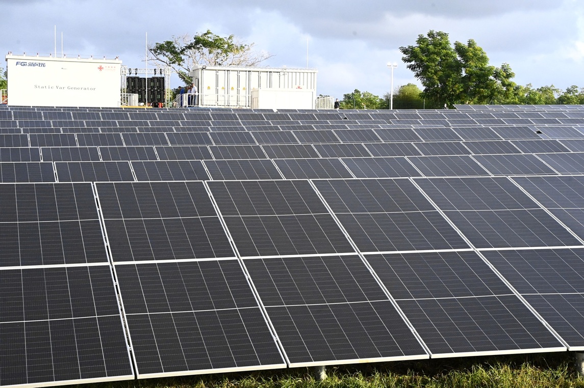 Cuba completes first stage of connection in 5 MW solar parks donated by China