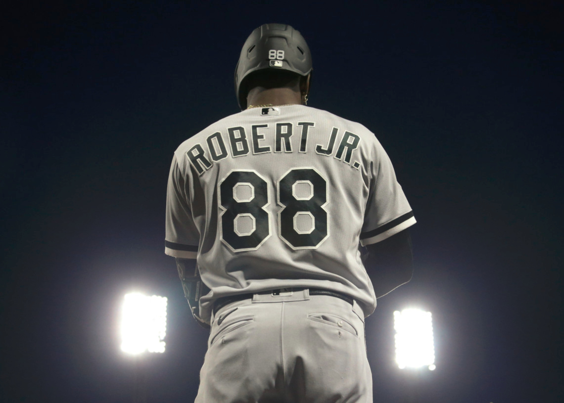 Cubans in MLB: Luis Robert Jr. stays in Chicago