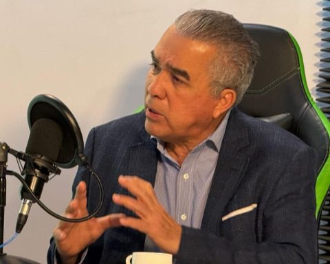 AD intervenida Luis Eduardo Martínez sobre Maduro