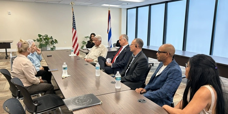 Mario Díaz-Balart, Cuba, presos políticos