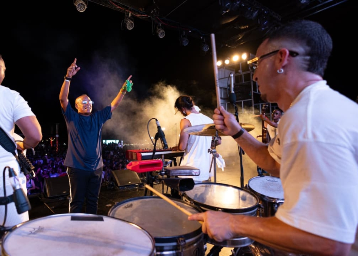 Elito Revé and his Charangón in Yarini