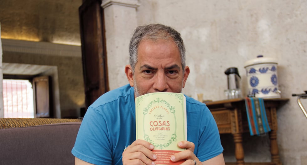 Enrique Planas, writer at Hay Festival Arequipa: “Nostalgia is a false memory”