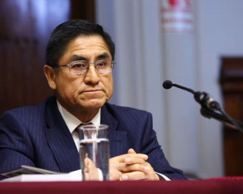 Executive approves extradition of César Hinostroza, investigated in the 'White Collars of the Port' case