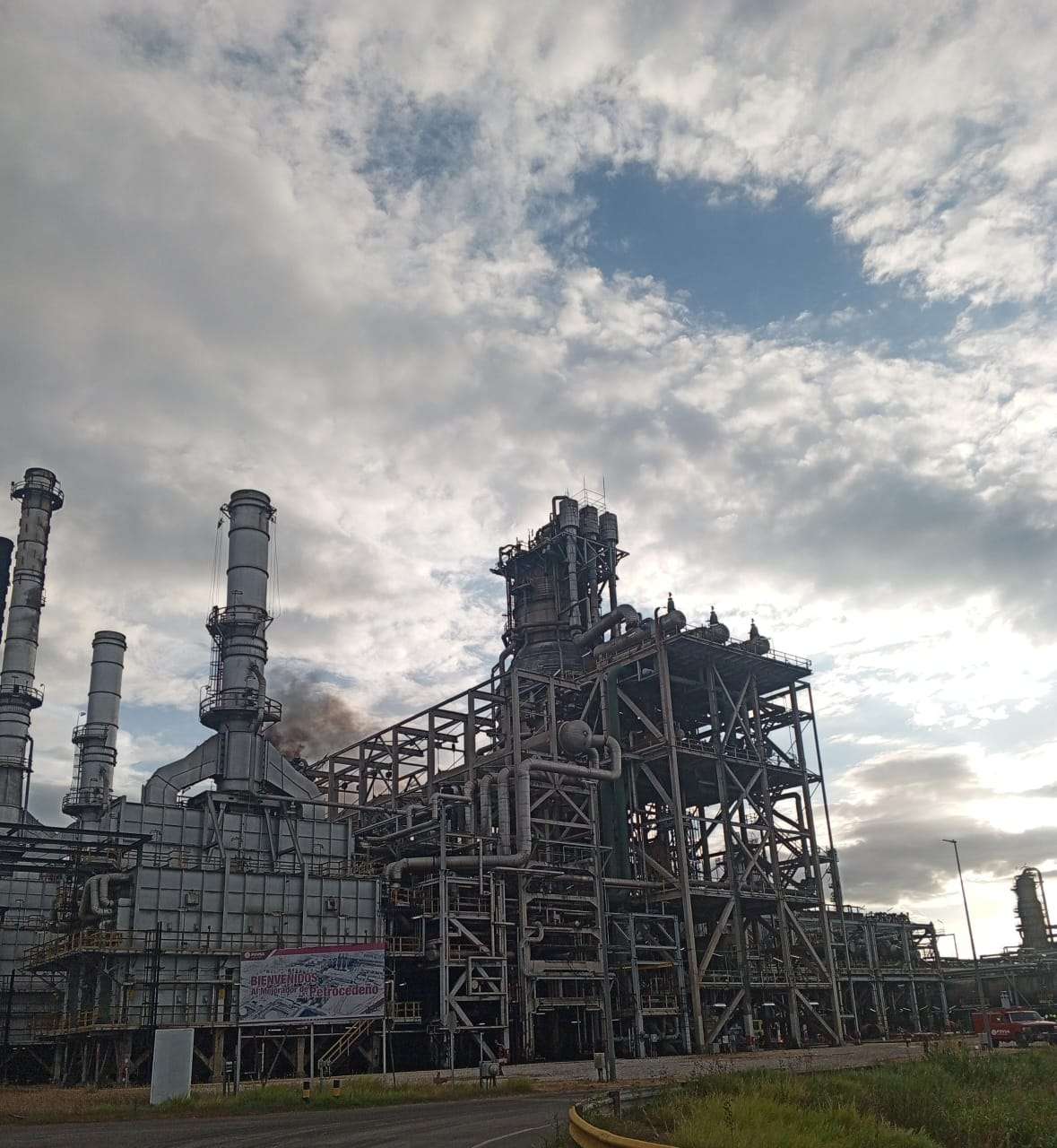 Explosion reported at José Antonio Anzoátegui Petrochemical Complex