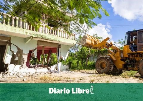 Families denounce destruction of their homes in Villa Mella