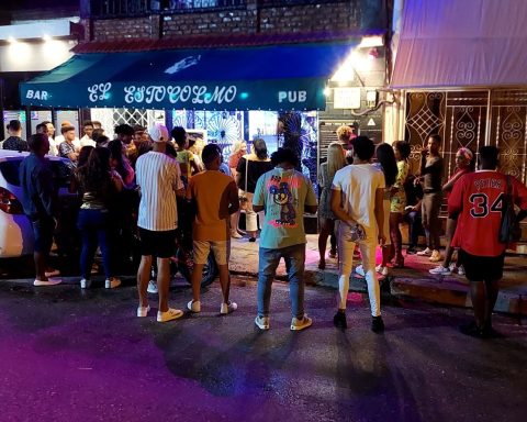 Fight in a bar in Guantánamo leaves several injured and damages the provincial hospital